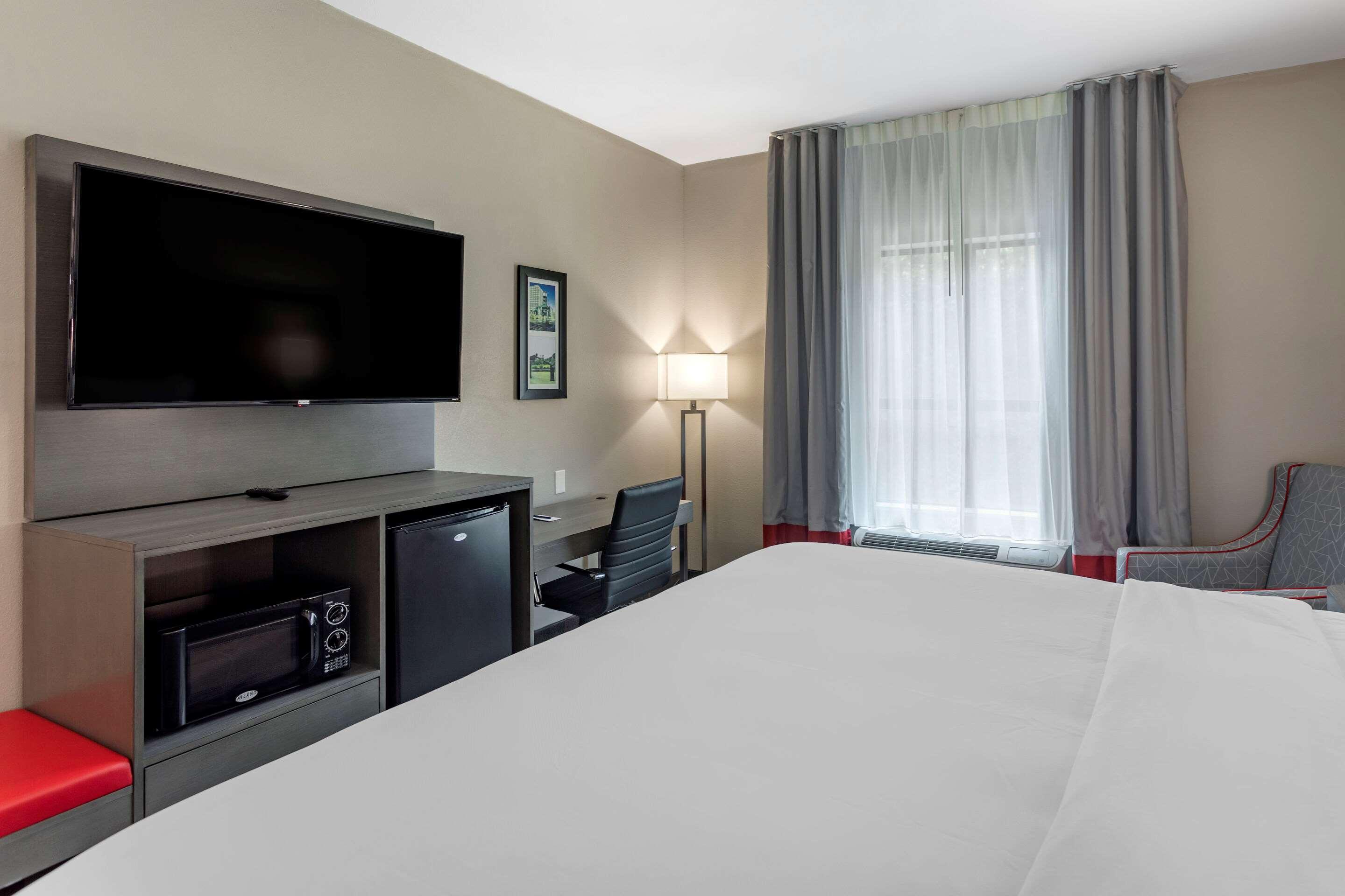 Comfort Inn & Suites Olive Branch Eksteriør billede