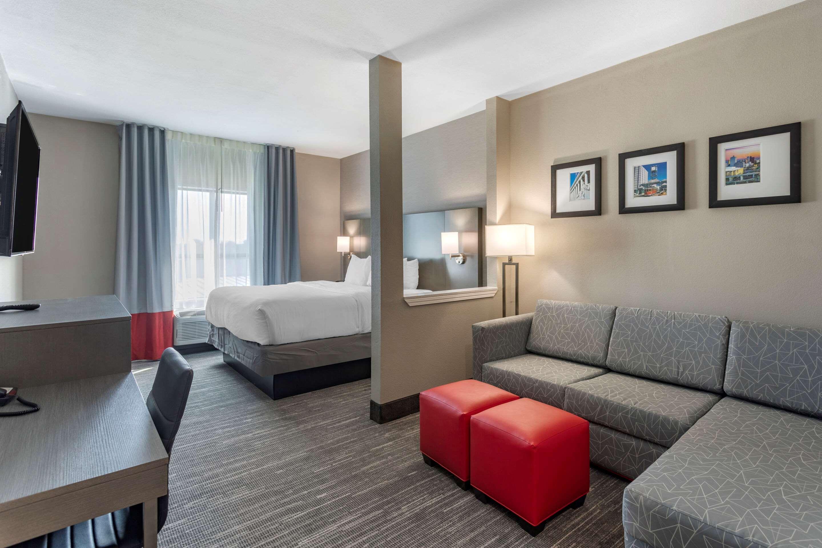 Comfort Inn & Suites Olive Branch Eksteriør billede