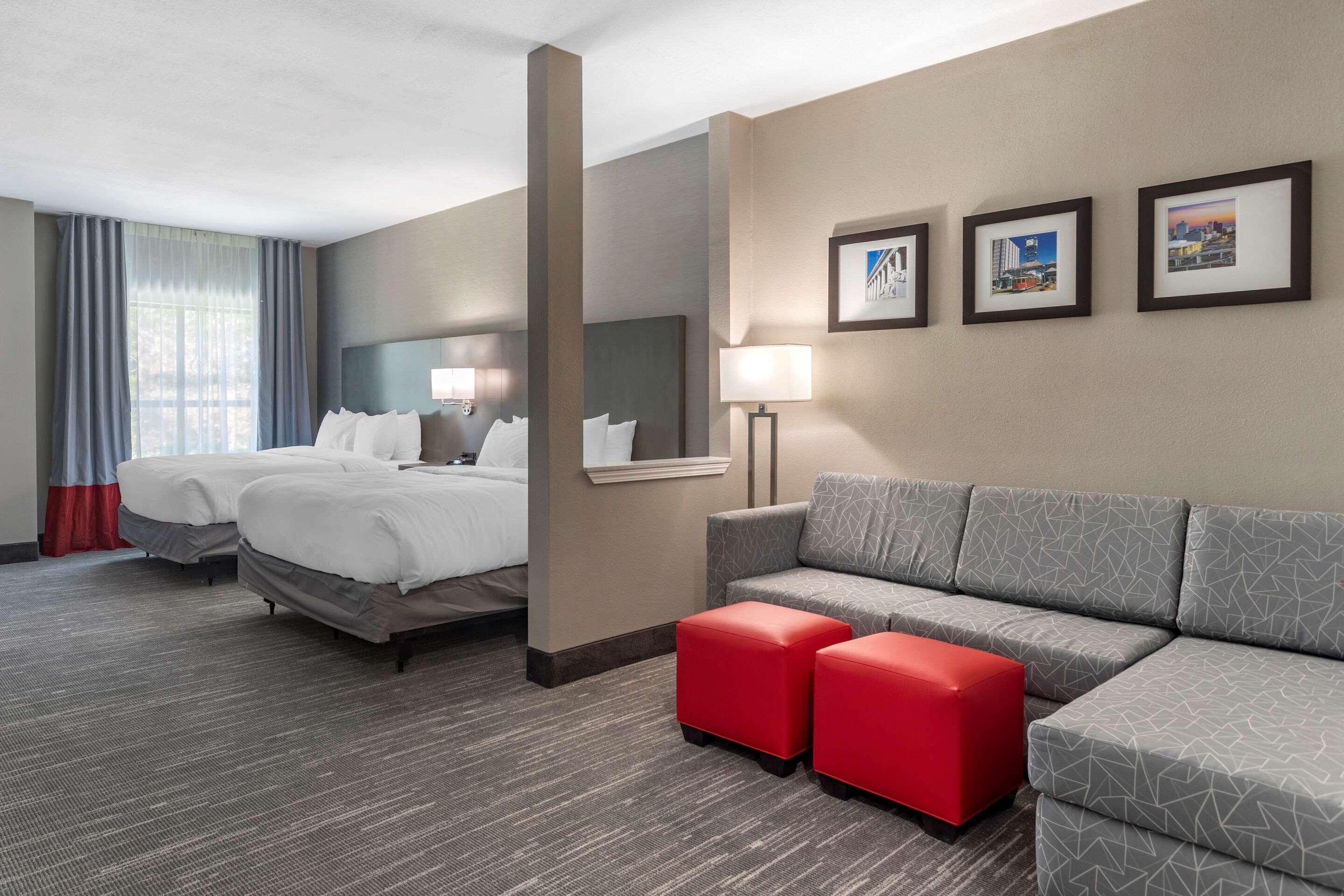 Comfort Inn & Suites Olive Branch Eksteriør billede