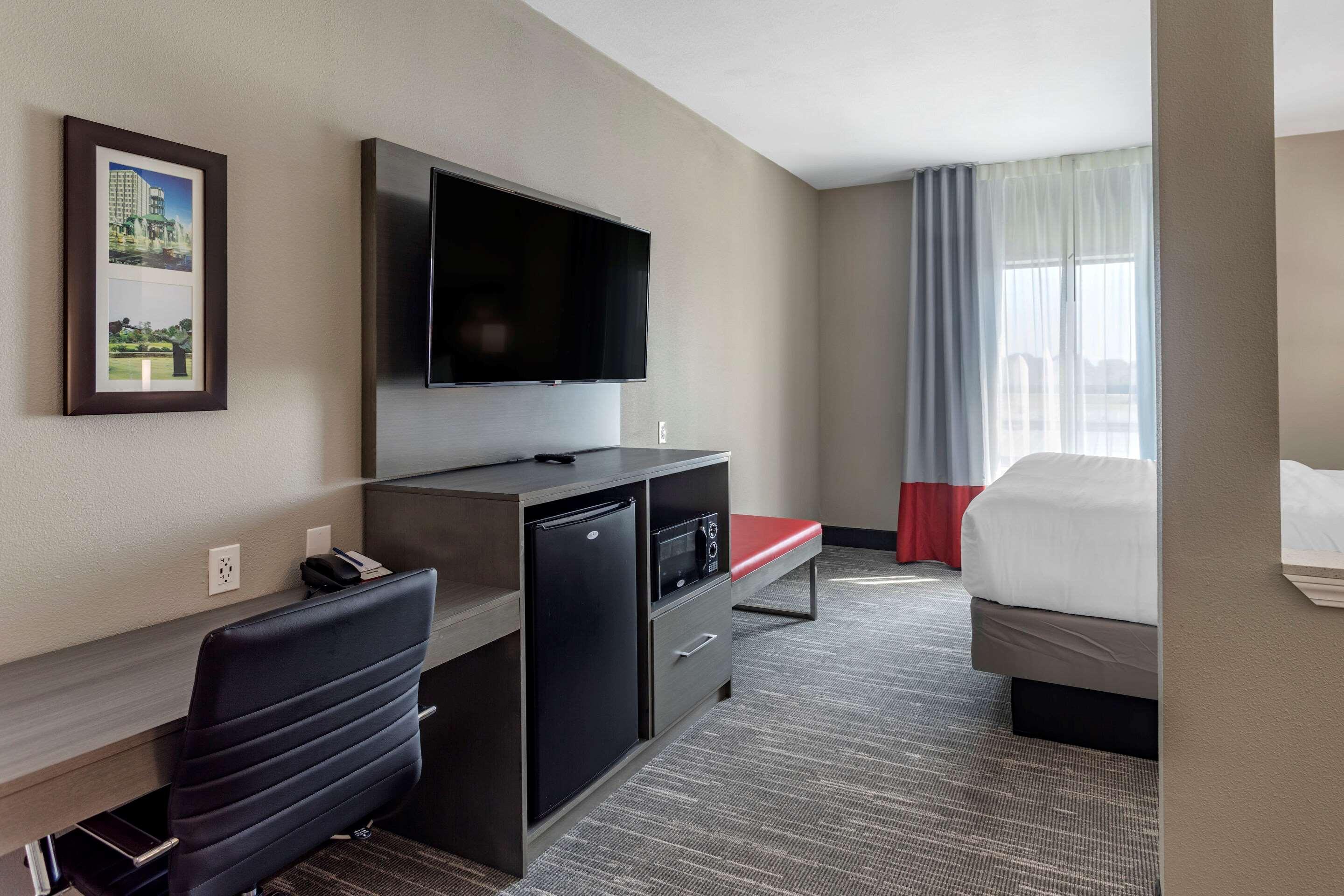 Comfort Inn & Suites Olive Branch Eksteriør billede