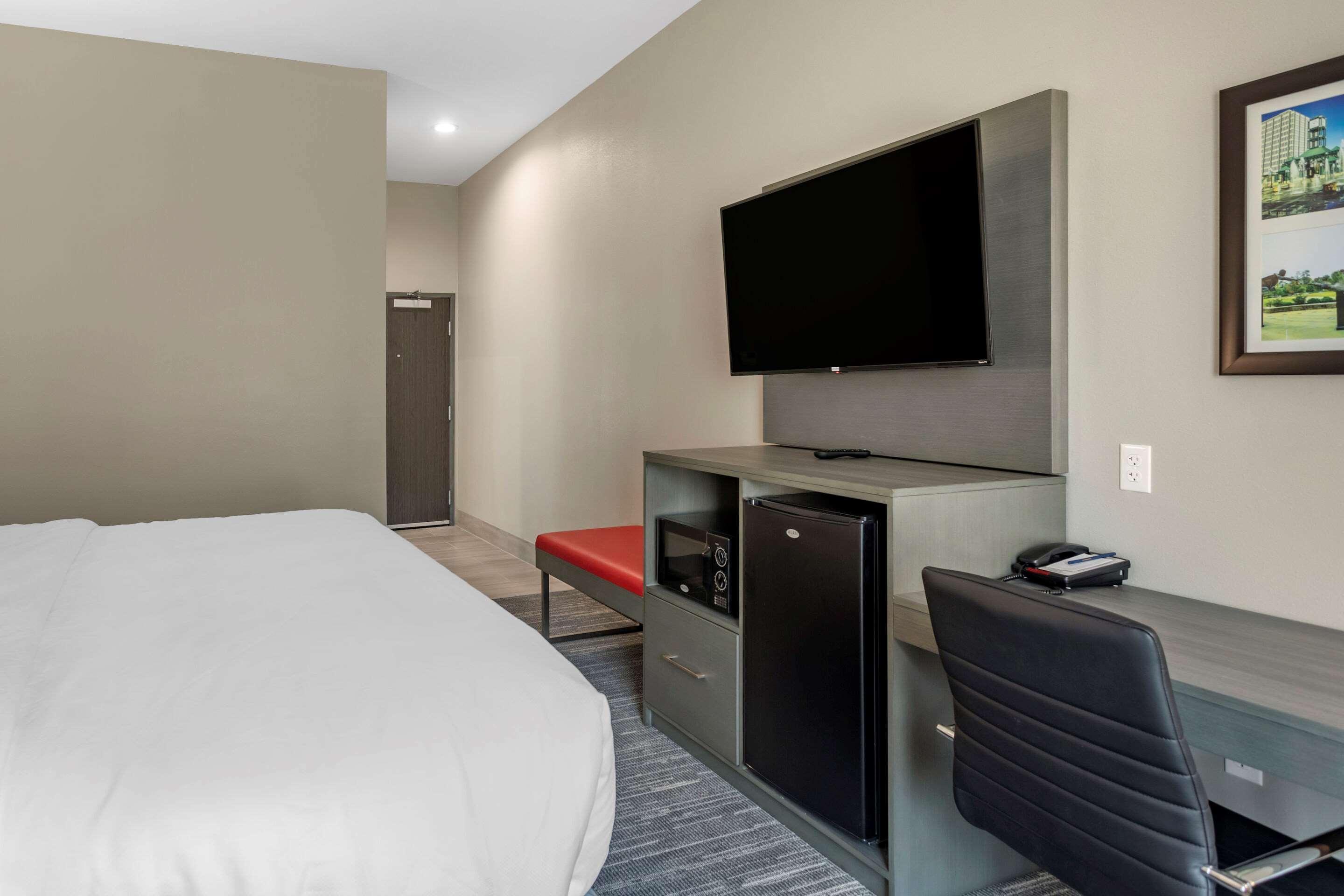 Comfort Inn & Suites Olive Branch Eksteriør billede