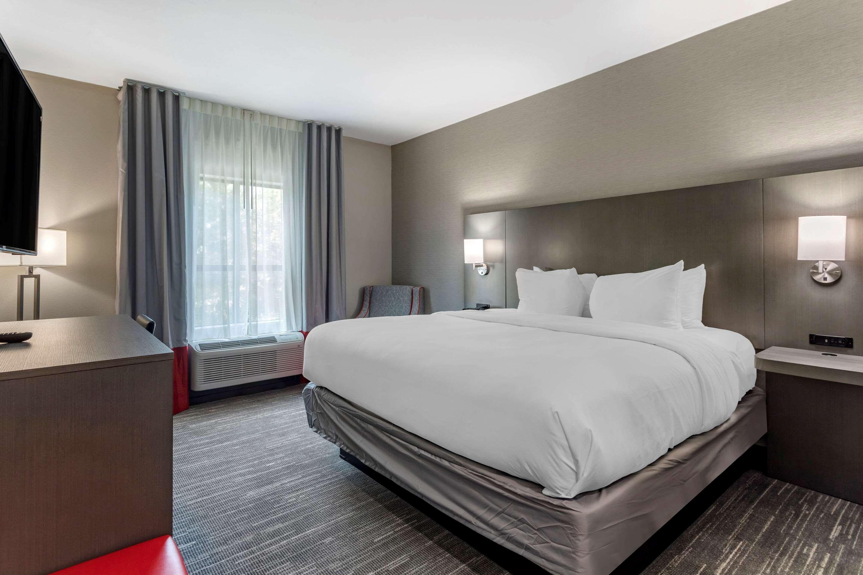 Comfort Inn & Suites Olive Branch Eksteriør billede